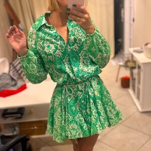 New paisley green button down tie Zara dress